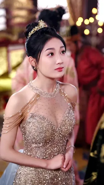 ฮองเฮาจอมไฮเทค