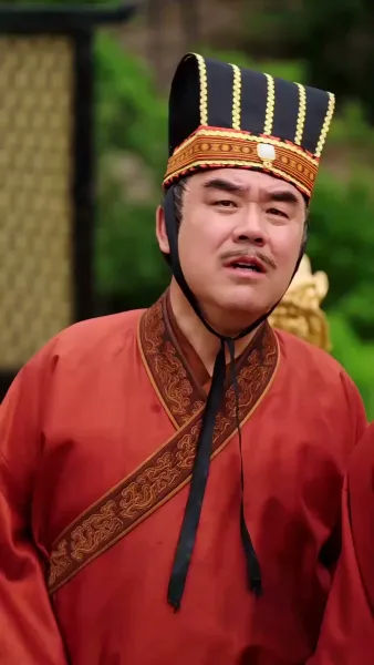 ฮองเฮาจอมไฮเทค