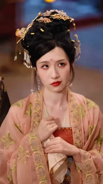 ฮองเฮาจอมไฮเทค