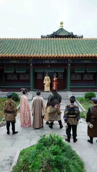 ฮองเฮาจอมไฮเทค