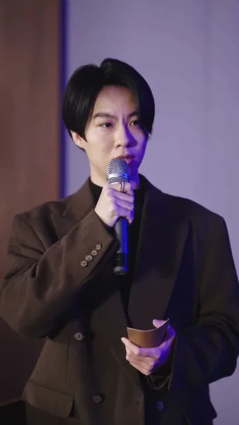 รักเก่าร่วงโรย รักใหม่ผลิใบ