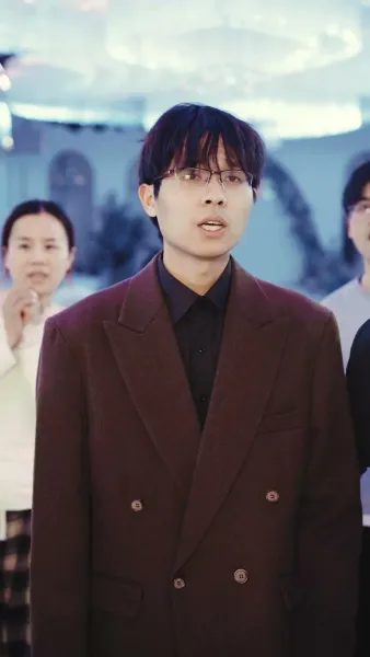 รักเก่าร่วงโรย รักใหม่ผลิใบ