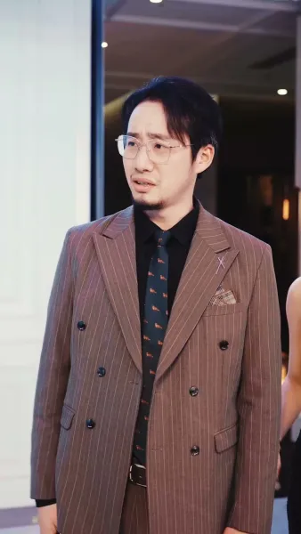 รักเก่าร่วงโรย รักใหม่ผลิใบ