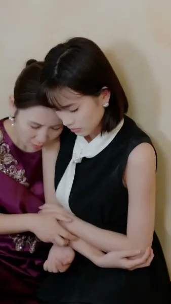 ฉันต้องปวดหลังเพราะคลั่งรักเธอ