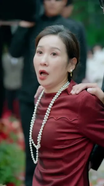 ฉันต้องปวดหลังเพราะคลั่งรักเธอ