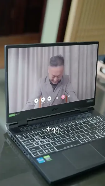 ฉันต้องปวดหลังเพราะคลั่งรักเธอ