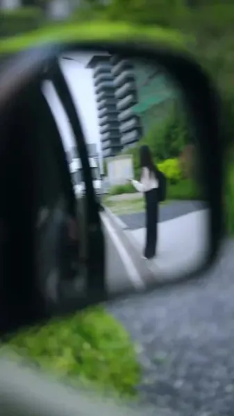 แต่งงานกับศัตรูของพ่อแม่