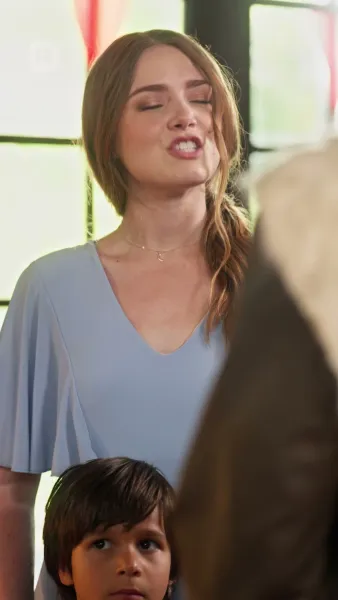 ราชินีผู้กำเนิดใหม่จากเถ้าธุลี