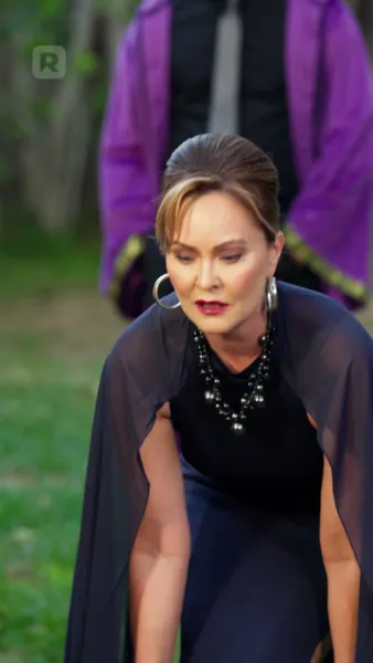 ราชินีผู้กำเนิดใหม่จากเถ้าธุลี