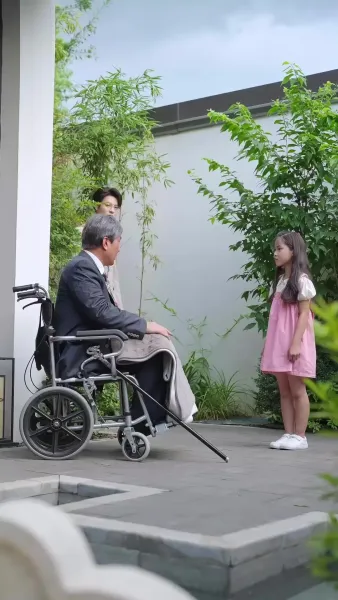 คุณพ่อ กับเสียงกระซิบตัวน้อย(พากย์เสียง)