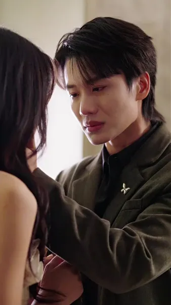 เร้นรักพรางเสน่หา