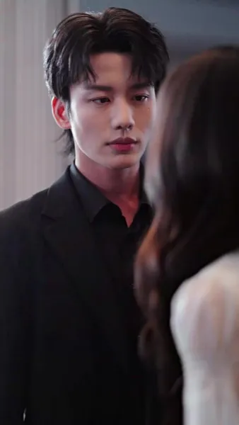 เร้นรักพรางเสน่หา