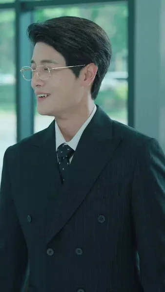 เธอไม่ใช่จันทราเดิม