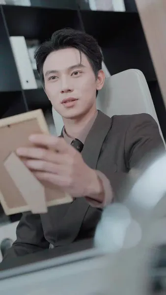 เธอไม่ใช่จันทราเดิม