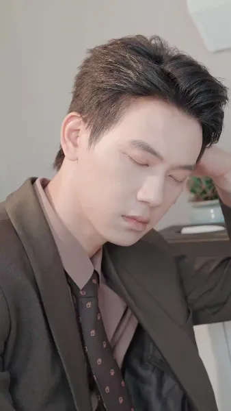 เธอไม่ใช่จันทราเดิม