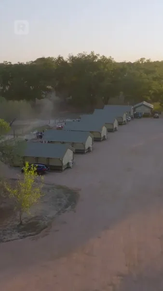 สาวซิงตัวป่วนค่ายรักฤดูร้อน