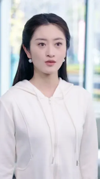 อดีตเมียขายผัก คือประธานหญิง