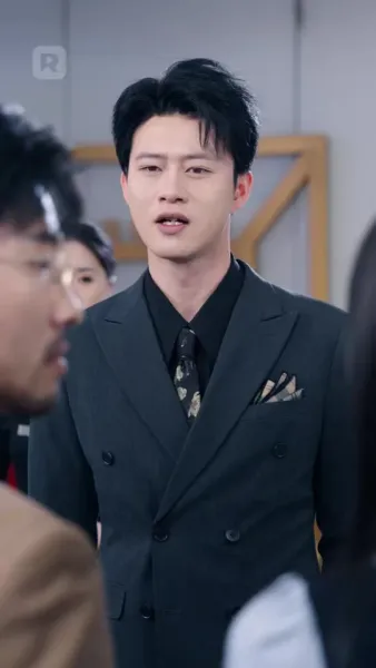 อดีตเมียขายผัก คือประธานหญิง