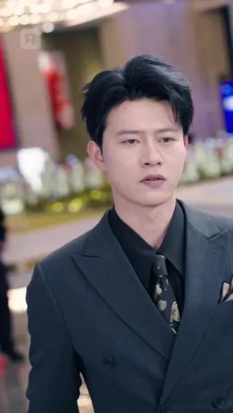 อดีตเมียขายผัก คือประธานหญิง