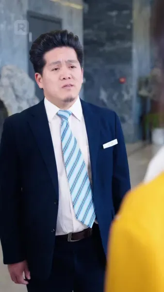 อดีตเมียขายผัก คือประธานหญิง