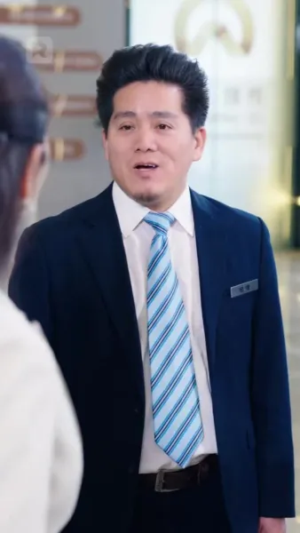 อดีตเมียขายผัก คือประธานหญิง