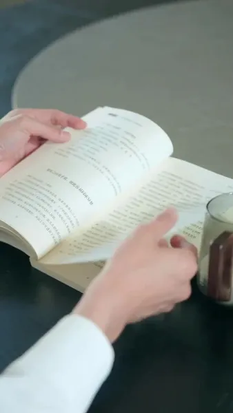 รอใจจดจำรัก