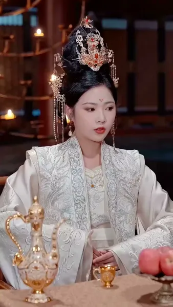 คำสัตย์ใต้บัลลังก์