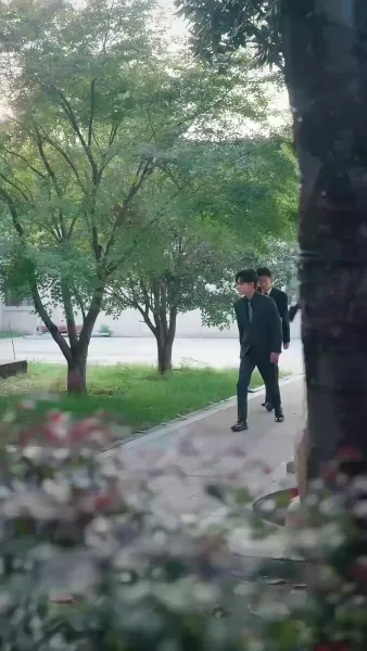 ลวงให้รัก ล่อให้ร้าย