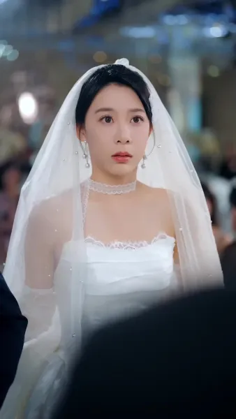 เกิดใหม่หนนี้คู่หมั้นแทบขาดใจ