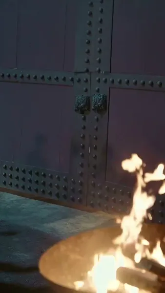 แจกันสื่อรัก ข้ามเวลาท้าลิขิต