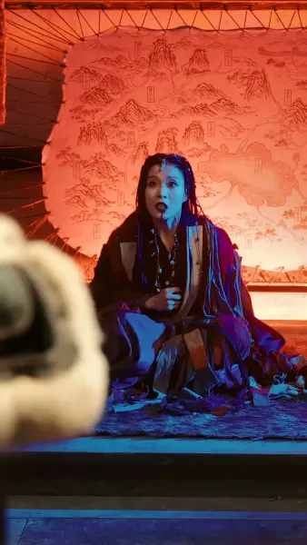 แจกันสื่อรัก ข้ามเวลาท้าลิขิต