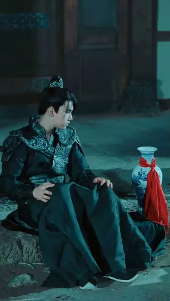 แจกันสื่อรัก ข้ามเวลาท้าลิขิต