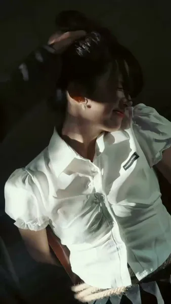 แจกันสื่อรัก ข้ามเวลาท้าลิขิต