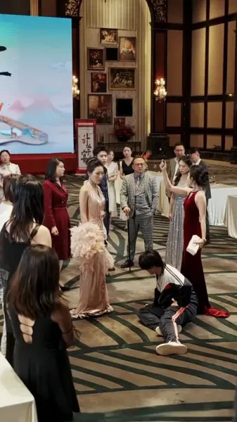 บ้านเกิดไร้แสงจันทร์