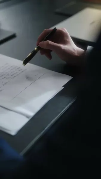 กุหลาบเคียงสน