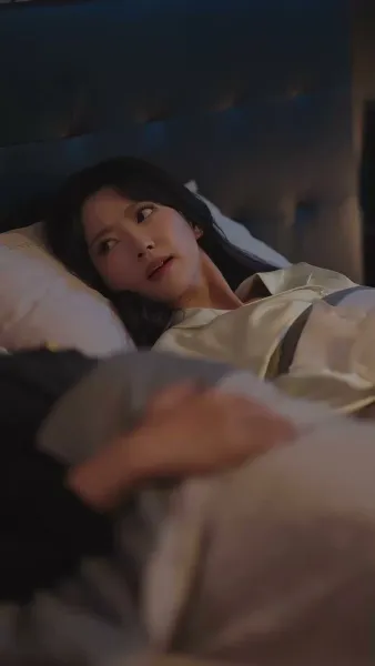 กุหลาบเคียงสน