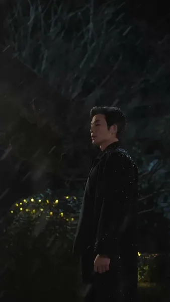 กุหลาบเคียงสน