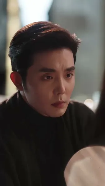 กุหลาบเคียงสน