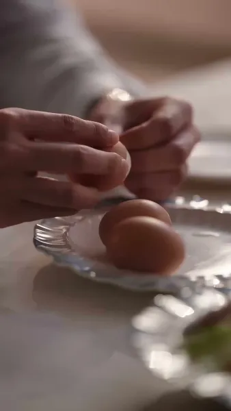 กุหลาบเคียงสน