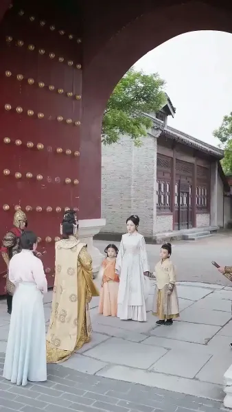 [พากย์ไทย]ท่านแม่เกิดใหม่ไฉไลกว่าเดิม