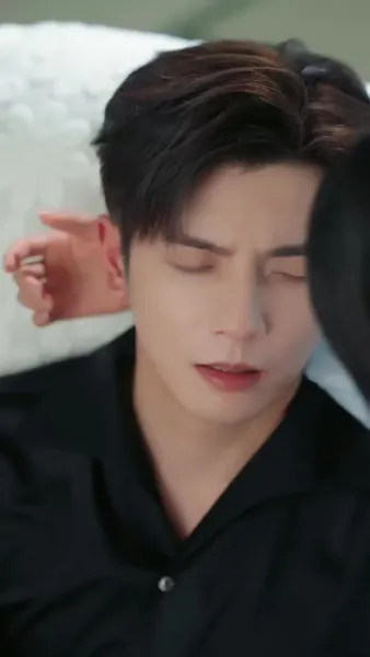 พูดล้นใจ รักไร้เสียง