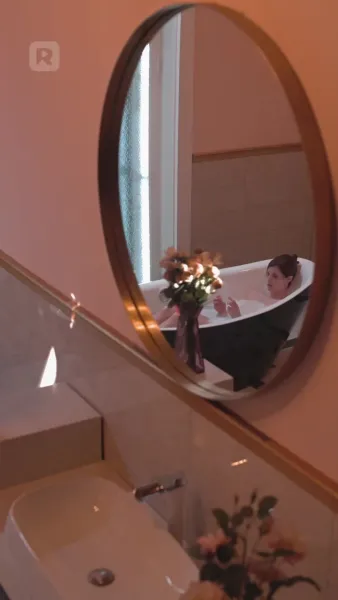 สืบทอด: ความงามและมหาเศรษฐี