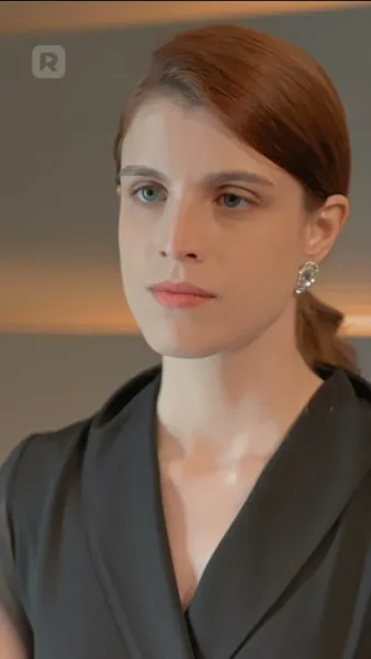 สืบทอด: ความงามและมหาเศรษฐี