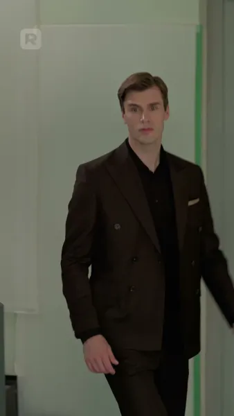 สืบทอด: ความงามและมหาเศรษฐี