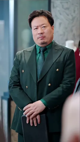 รีเทิร์นมาแค้นด้วยมือถือปุ่มกด