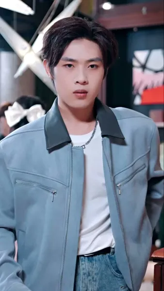 รีเทิร์นมาแค้นด้วยมือถือปุ่มกด