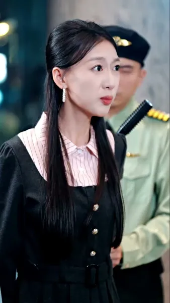 รีเทิร์นมาแค้นด้วยมือถือปุ่มกด