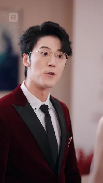 เมียอ้วนสู้กลับ: บอสคลั่งรักต้องอุ้มโชว์