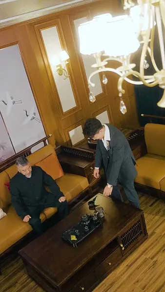 ผมคือท่านเหนือหัว