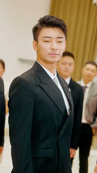 ผมคือท่านเหนือหัว